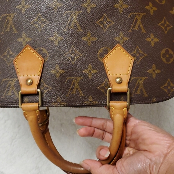 Alma Medium Bag - Picture 3 of 8